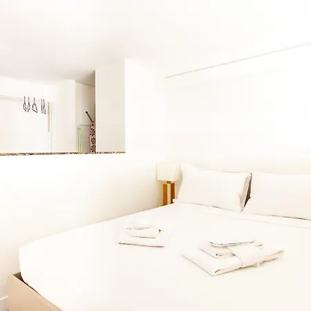 Charming Loft S. Gregorio 49 Master Guest *