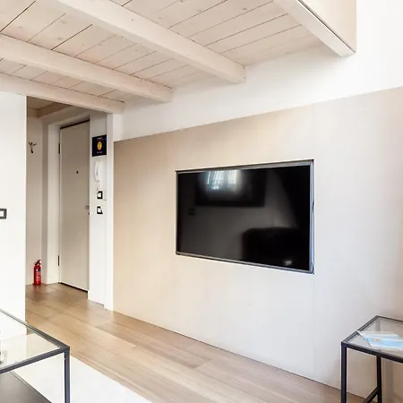 Charming Loft S. Gregorio 49 Master Guest Apartment *